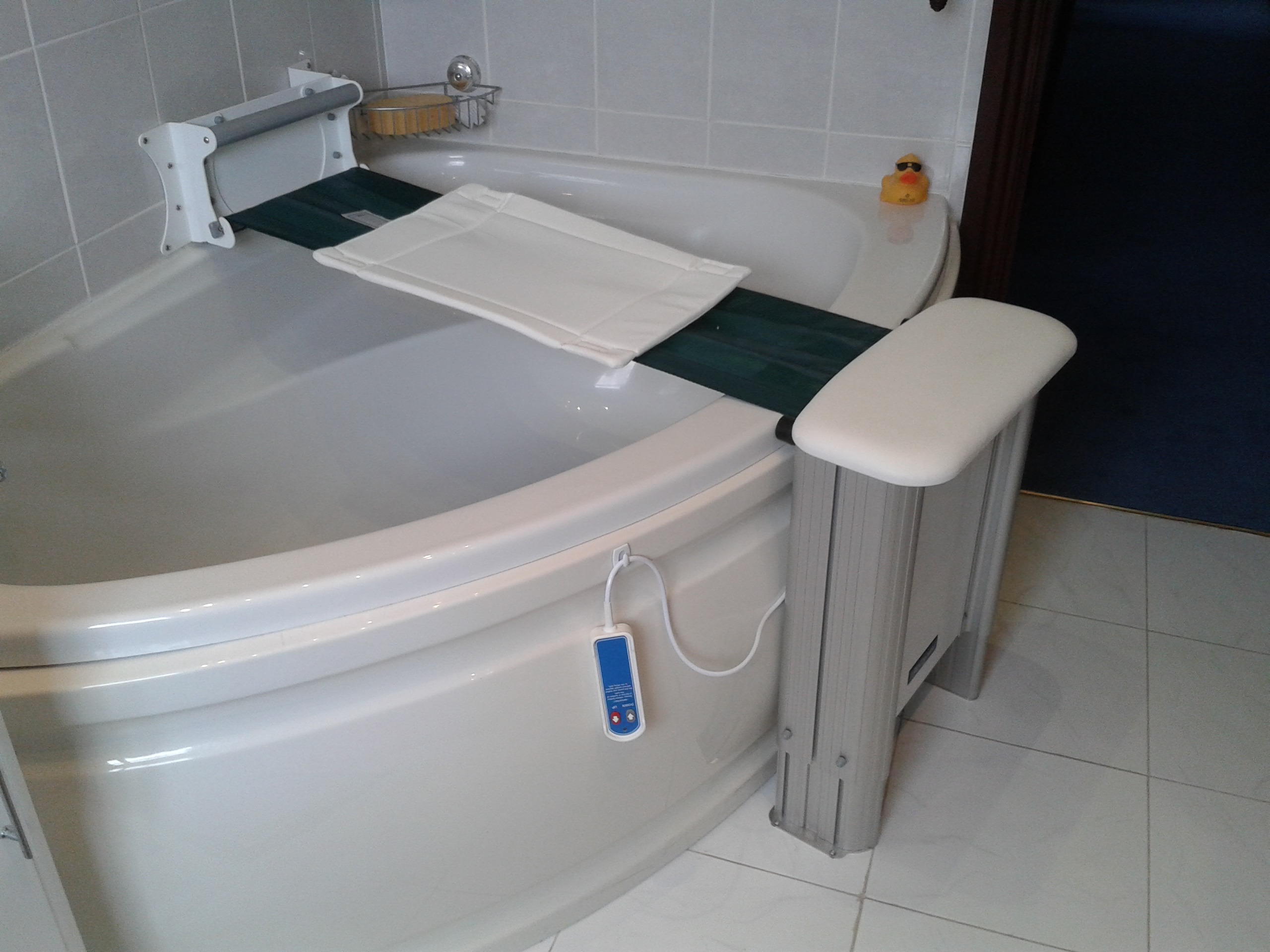 Molly Bather The Easy Way To Enjoy, Bathtub Lifts For Disabled