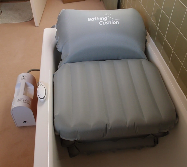 Mangar Bathing Cushion Bathtub Lift : Help In & Out of Bath
