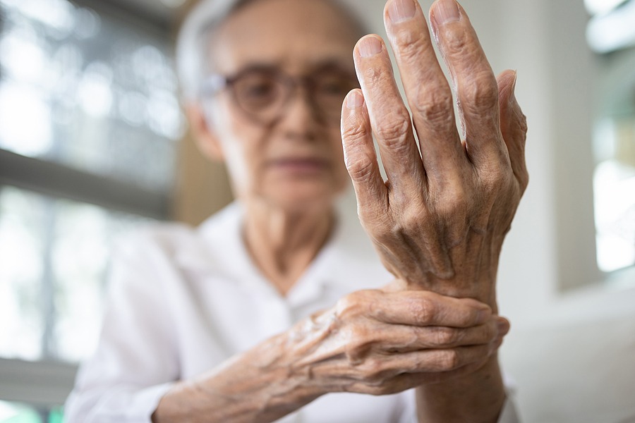 Easy access baths-Elderly-Suffer arthritis